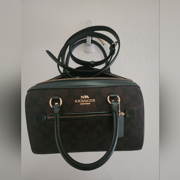 Coach Crossbody - Picture 1 of 4